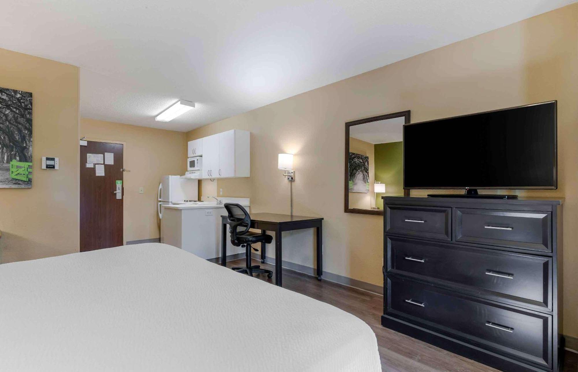 Extended Stay America Select Suites - Atlanta - Perimeter - Hammond Drive Sandy Springs Exterior photo