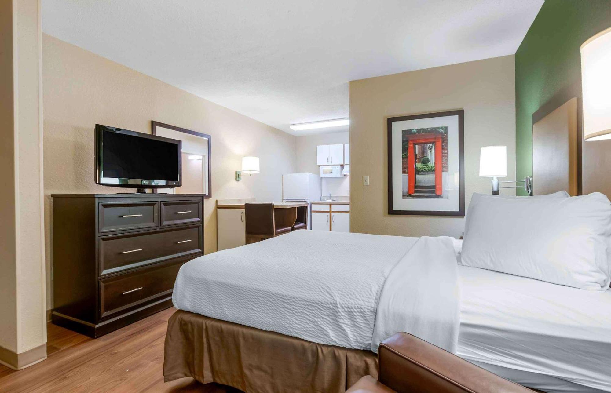 Extended Stay America Select Suites - Atlanta - Perimeter - Hammond Drive Sandy Springs Exterior photo